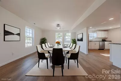 214 E Washington Avenue, Bessemer City, NC 28016 - Photo 5