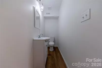 214 E Washington Avenue, Bessemer City, NC 28016 - Photo 15