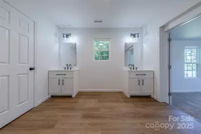 214 E Washington Avenue, Bessemer City, NC 28016 - Photo 37