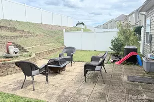 738 Lumber Ln, Charlotte, NC 28214 - Photo 15