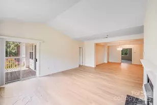 5601 Fairview Rd, Charlotte, NC 28209 - Photo 9