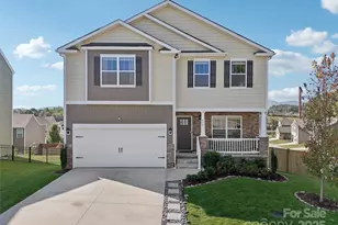 356 Tavernier Ln, Candler, NC 28715 - Photo 1