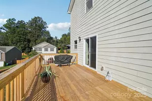 356 Tavernier Ln, Candler, NC 28715 - Photo 35