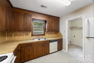 1149 McKinnon Dr, Rock Hill, SC 29732 - Photo 11