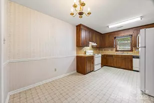 1149 McKinnon Dr, Rock Hill, SC 29732 - Photo 7