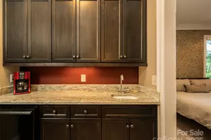 21 Windcliff Dr, Asheville, NC 28803 - Photo 37