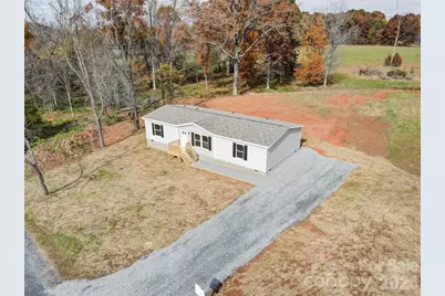 516 Lake Mullis Road, Harmony, NC 28634 - Photo 3