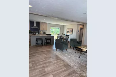 516 Lake Mullis Road, Harmony, NC 28634 - Photo 3