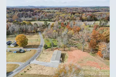 516 Lake Mullis Road, Harmony, NC 28634 - Photo 21