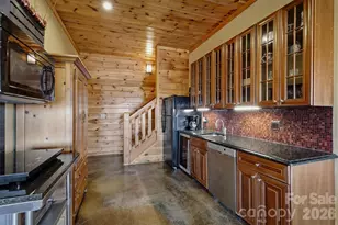 334 Scenic Vista Dr, Nebo, NC 28761 - Photo 33