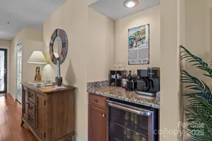 18009 Kings Point Dr, Cornelius, NC 28031 - Photo 15