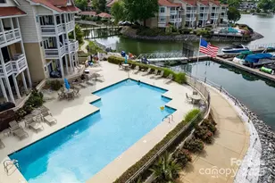 18009 Kings Point Dr, Cornelius, NC 28031 - Photo 41