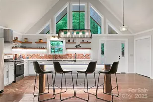 557 Country Clb Ests Dr, Sapphire, NC 28774 - Photo 9