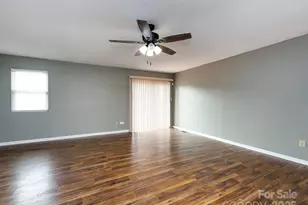 7109 Bisaner St, Charlotte, NC 28269 - Photo 9