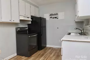 133 Hickory Ln, York, SC 29745 - Photo 9