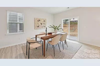 608 13th Avenue Drive NE, Hickory, NC 28601 - Photo 9