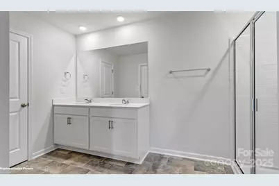 608 13th Avenue Drive NE, Hickory, NC 28601 - Photo 19