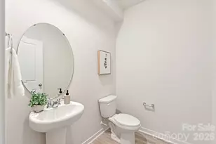 608 13th Ave Dr NE, Hickory, NC 28601 - Photo 15