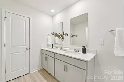 608 13th Avenue Drive NE, Hickory, NC 28601 - Photo 31