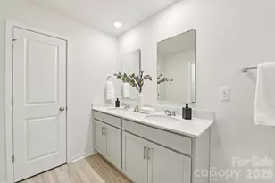 608 13th Ave Dr NE, Hickory, NC 28601 - Photo 31