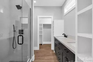 1 Pinnacle Vw Rd, Asheville, NC 28803 - Photo 11