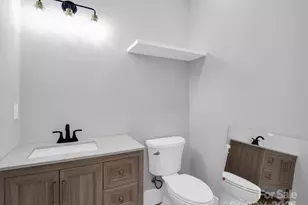 1 Pinnacle Vw Rd, Asheville, NC 28803 - Photo 9