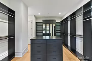 1840 Sharon Ln, Charlotte, NC 28211 - Photo 17