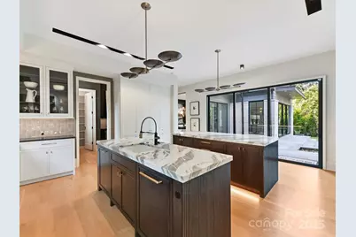 1840 Sharon Lane, Charlotte, NC 28211 - Photo 11