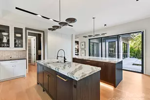 1840 Sharon Ln, Charlotte, NC 28211 - Photo 11