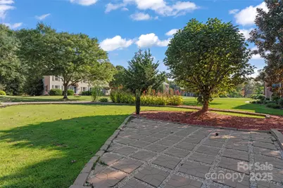 220 35th Avenue NE, Hickory, NC 28601 - Photo 35