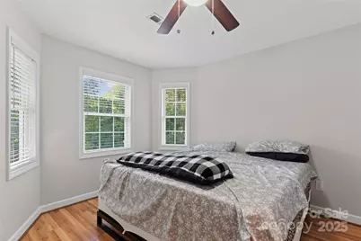 220 35th Avenue NE, Hickory, NC 28601 - Photo 15