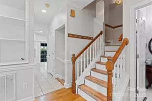 220 35th Ave NE, Hickory, NC 28601 - Photo 3