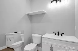 3 Pinnacle Vw Rd, Asheville, NC 28803 - Photo 11