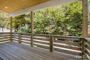 3 Pinnacle Vw Rd, Asheville, NC 28803 - Photo 11