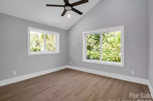 3 Pinnacle Vw Rd, Asheville, NC 28803 - Photo 15