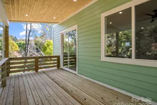 3 Pinnacle Vw Rd, Asheville, NC 28803 - Photo 1