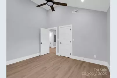 3 Pinnacle View Road, Asheville, NC 28803 - Photo 17