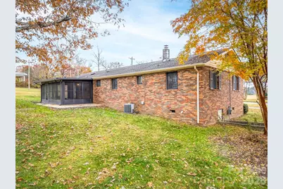 605 Dana Road, Hendersonville, NC 28792 - Photo 9