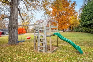 605 Dana Rd, Hendersonville, NC 28792 - Photo 7