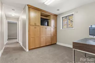 605 Dana Rd, Hendersonville, NC 28792 - Photo 23