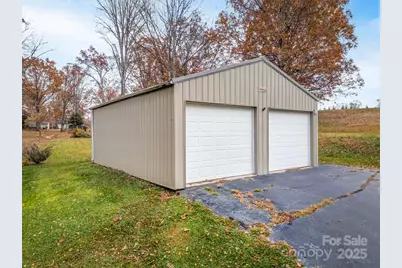 605 Dana Road, Hendersonville, NC 28792 - Photo 5