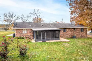 605 Dana Rd, Hendersonville, NC 28792 - Photo 3