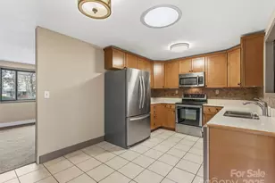 605 Dana Rd, Hendersonville, NC 28792 - Photo 15