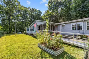 35 Mountaineer Ln, Burnsville, NC 28714 - Photo 3