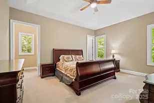 25 E Owl Creek Ln, Fairview, NC 28730 - Photo 15