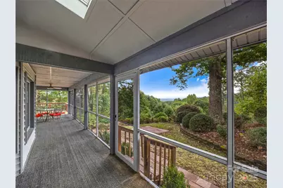 811 Sunlight Ridge, Hendersonville, NC 29792 - Photo 17