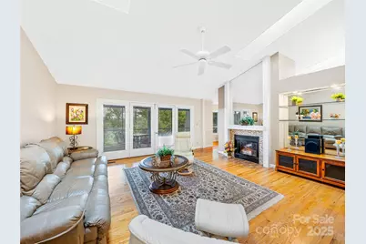 811 Sunlight Ridge, Hendersonville, NC 29792 - Photo 13