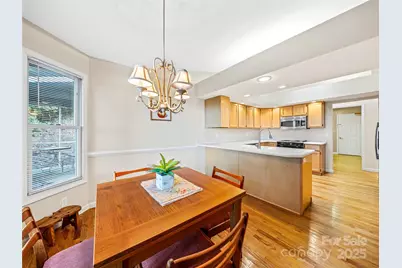 811 Sunlight Ridge, Hendersonville, NC 29792 - Photo 19