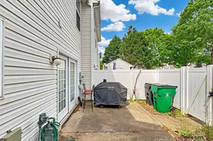 8326 Shinkansen Dr, Charlotte, NC 28213 - Photo 9