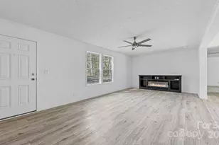 105 Apple Tree Ln, Statesville, NC 28677 - Photo 3